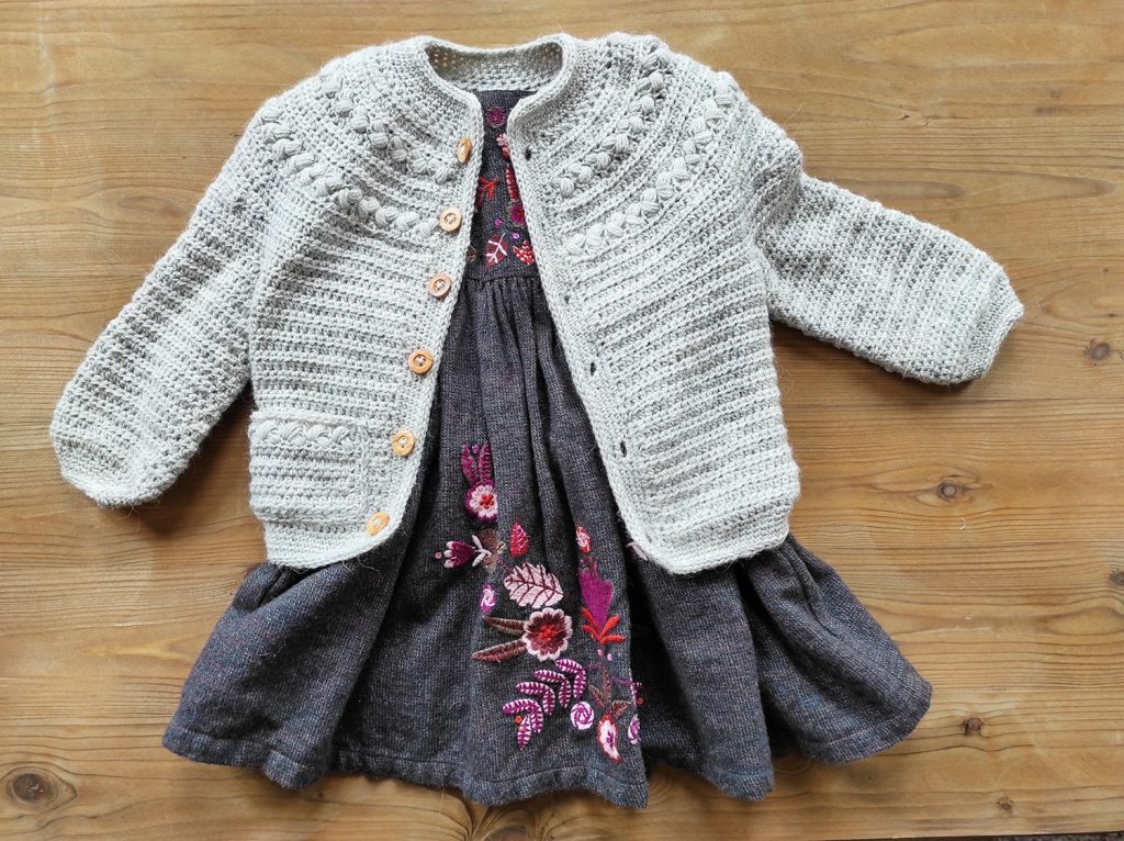 Crochet baby sweater pattern