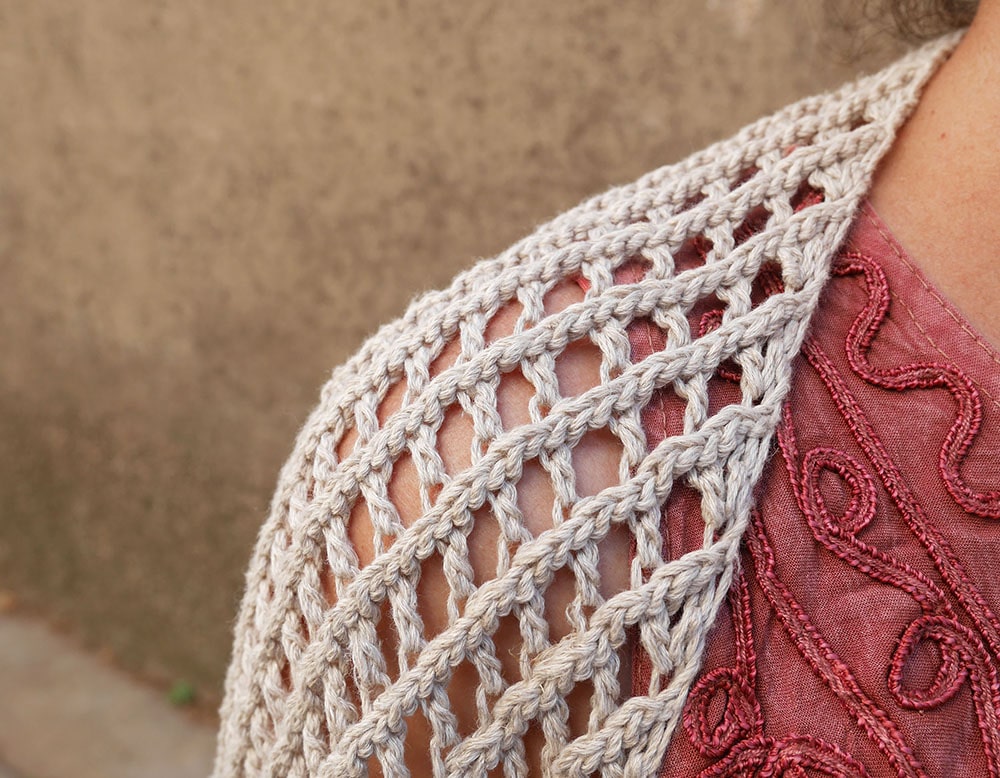crochet summer lacy shawl